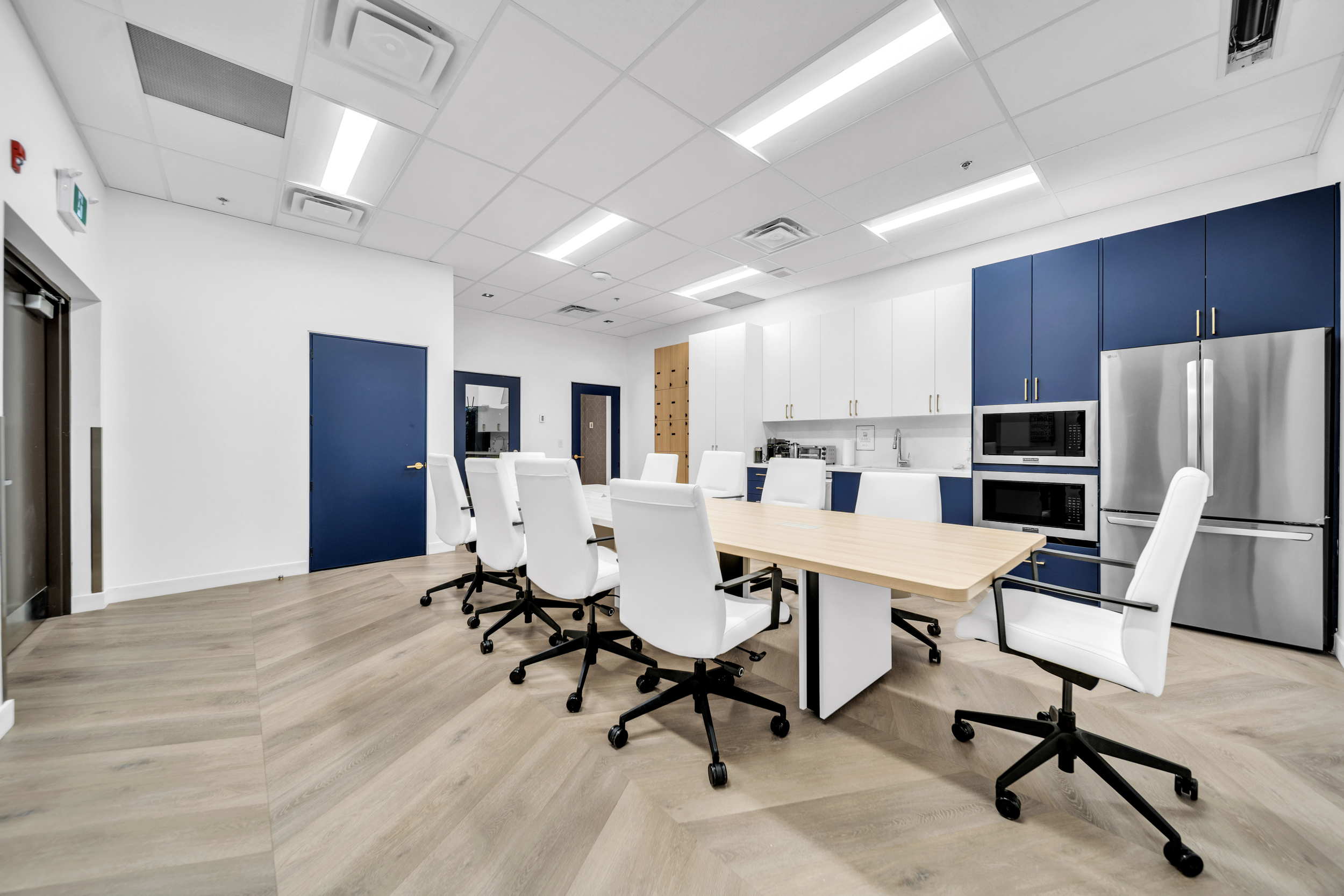 7125 Mississauga Rd clinic build