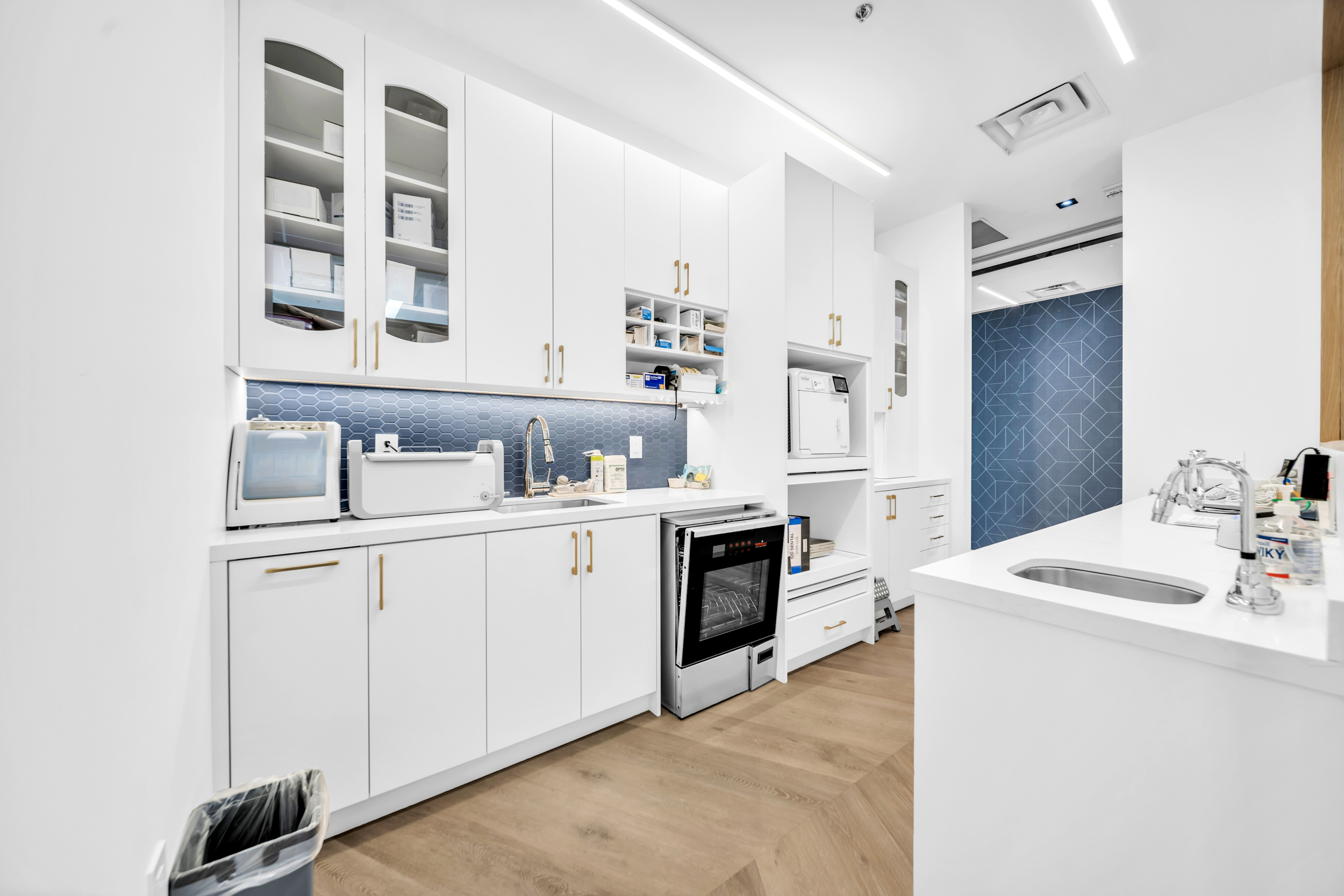 7125 Mississauga Rd clinic build