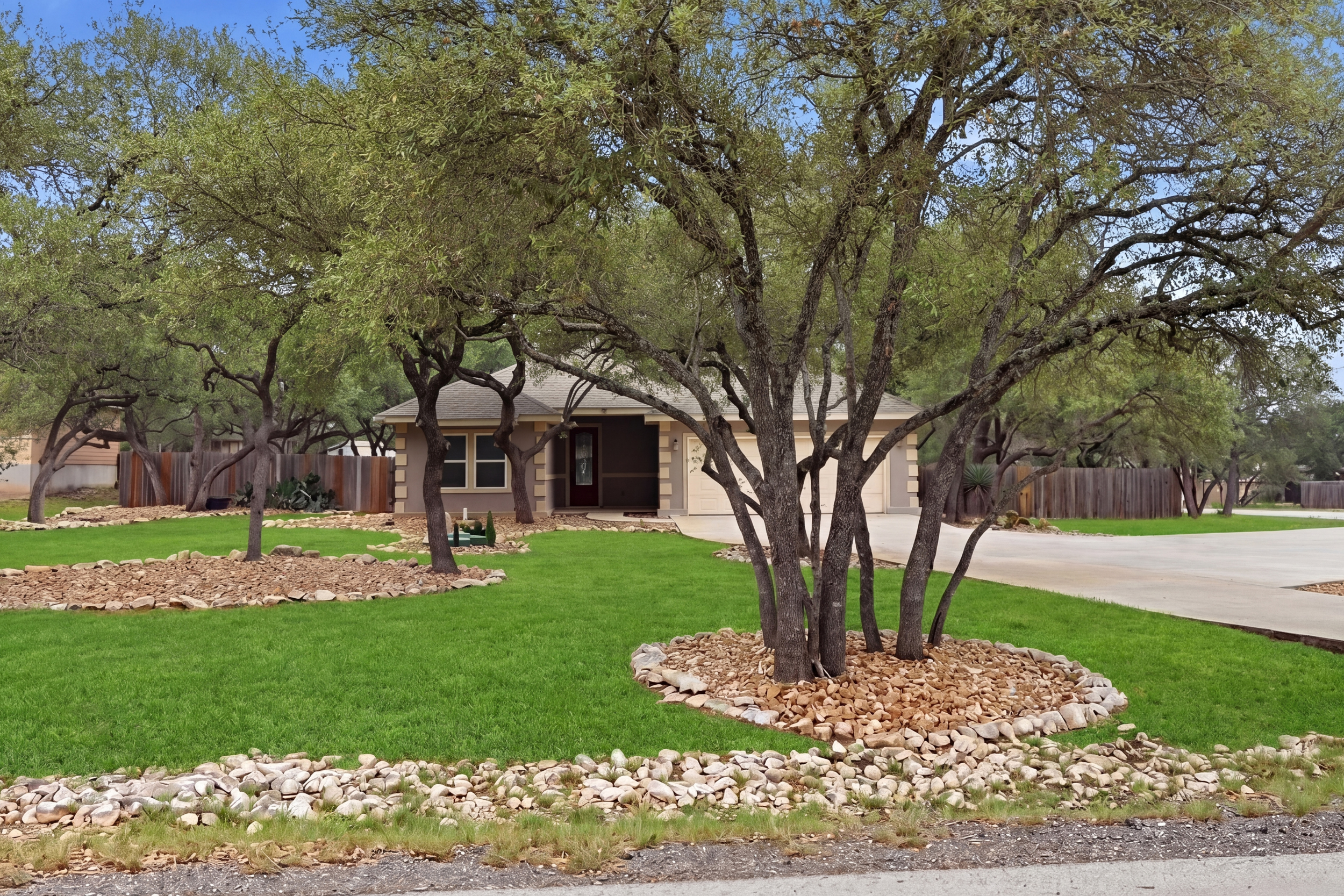1760 Rolling River View, Spring Branch, TX 78070, USA