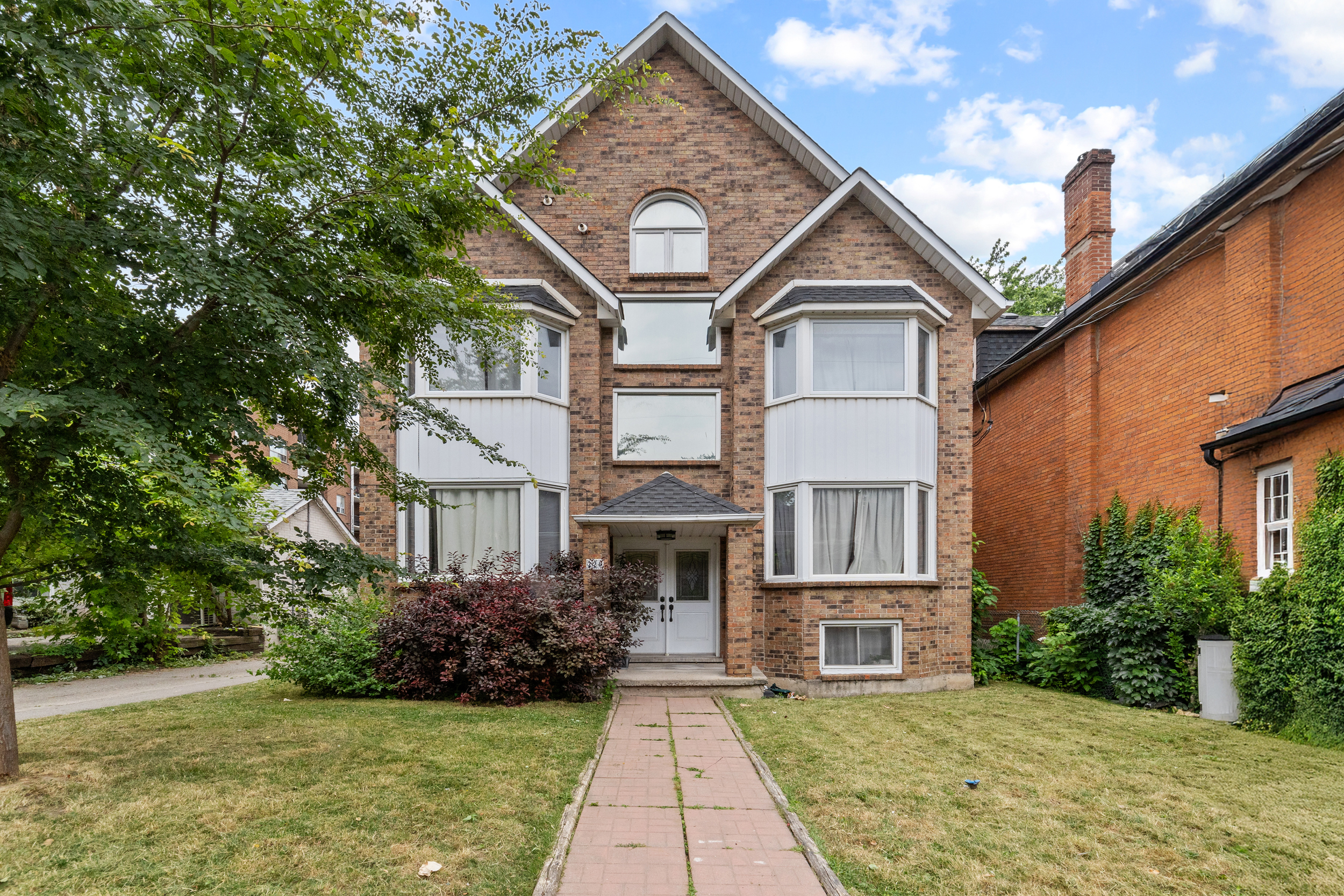220 Caroline St S, Hamilton, ON L8P 3L4, Canada