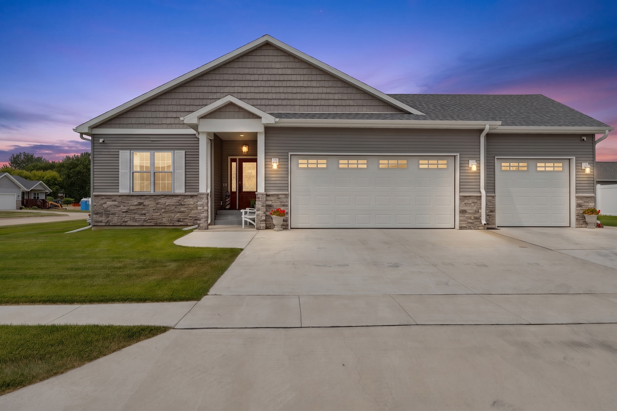 1409 Logan Dr, photographed by Bricksworth