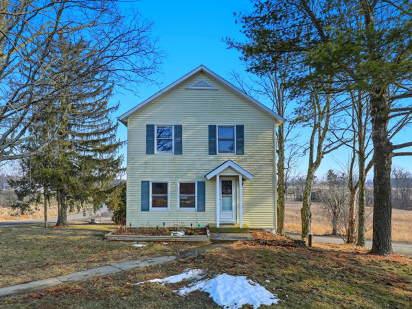 1319 E Rd, Burlington, PA 18848, USA