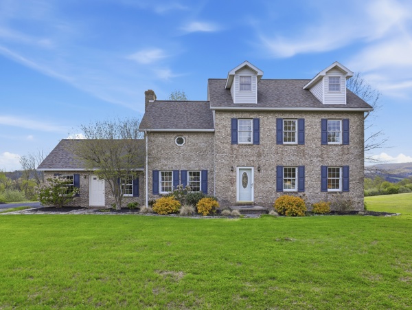 303 Meadow View Dr, Montoursville, PA 17754, USA