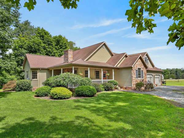 130 F R Aumiller Ln, Jersey Shore, PA 17740, USA