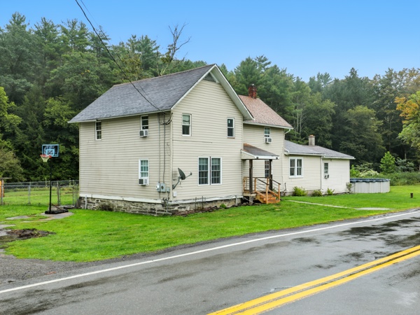 1686 Wyncoop Creek Rd, Chemung, NY 14825, USA