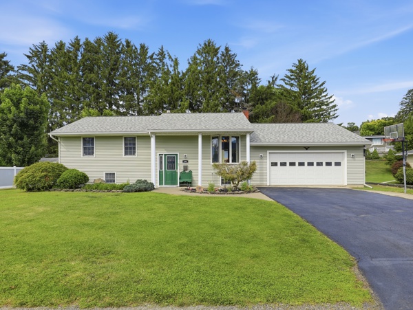 284 Pine Tree Rd, Sayre, PA 18840, USA