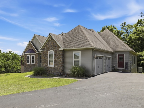 222 Lily Rd, Paxinos, PA 17860, USA