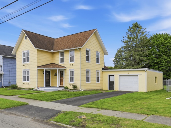 216 Willow St, Athens, PA 18810, USA
