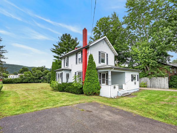 112 S River St, Athens, PA 18810, USA