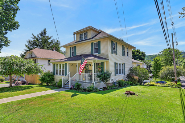 40 Oak St, Nicholson, PA 18446, USA