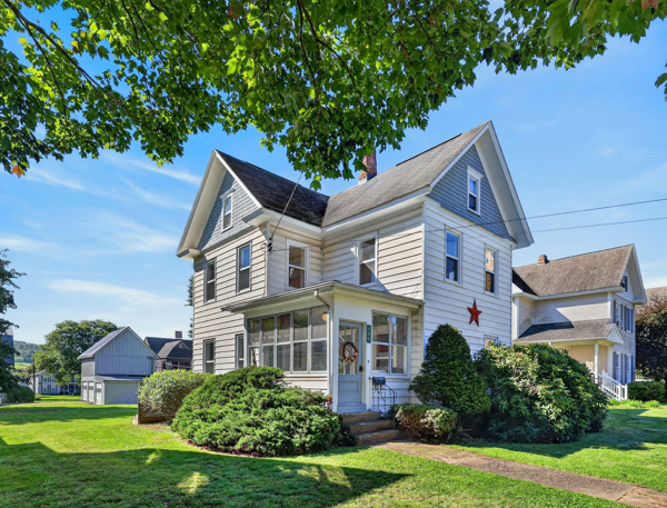 304 E Union St, Canton, PA 17724, USA
