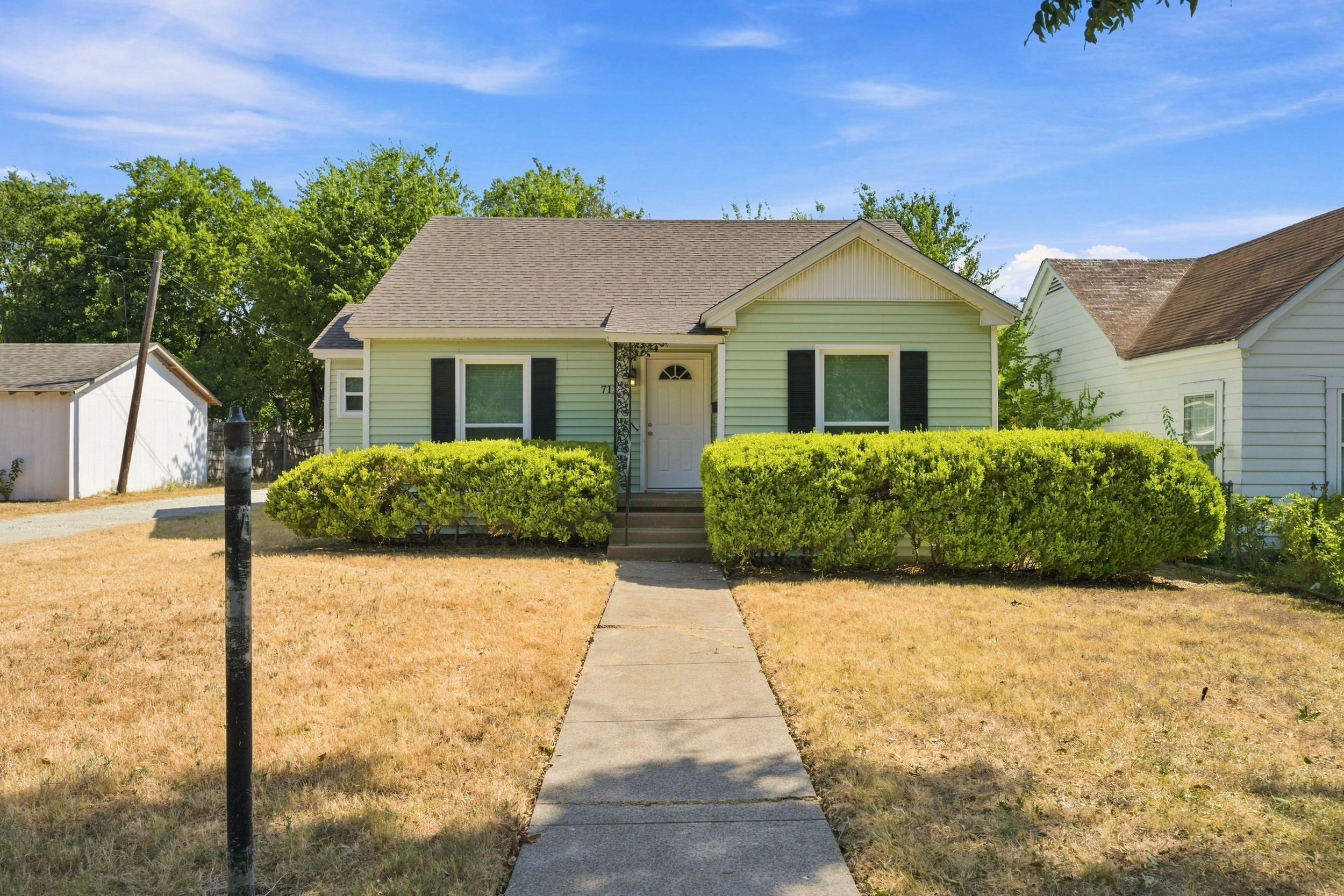 711 N 35th St, Waco, TX